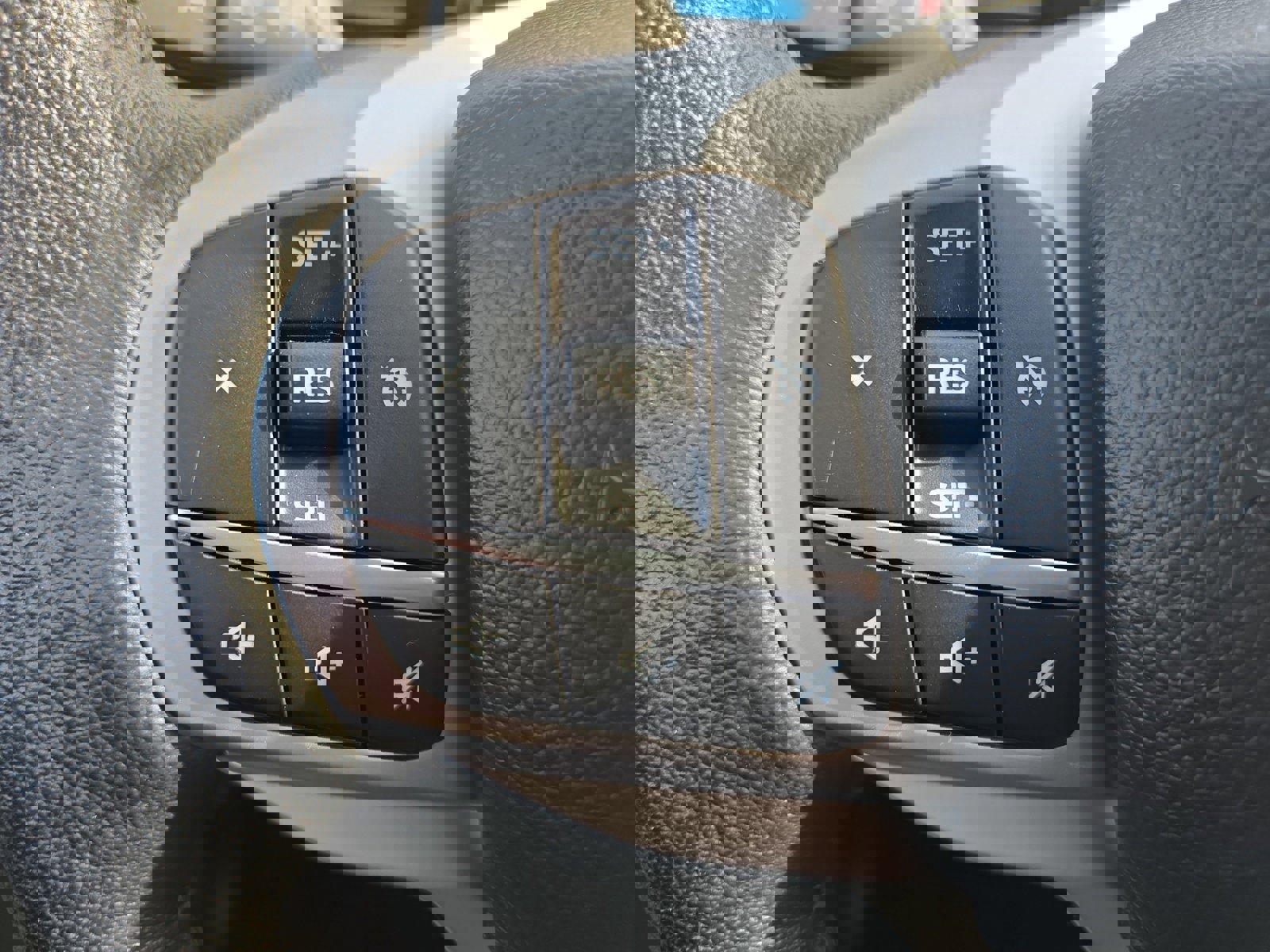 Certified 2023 Ford Explorer XLT w/ Equipment Group 202A image 14