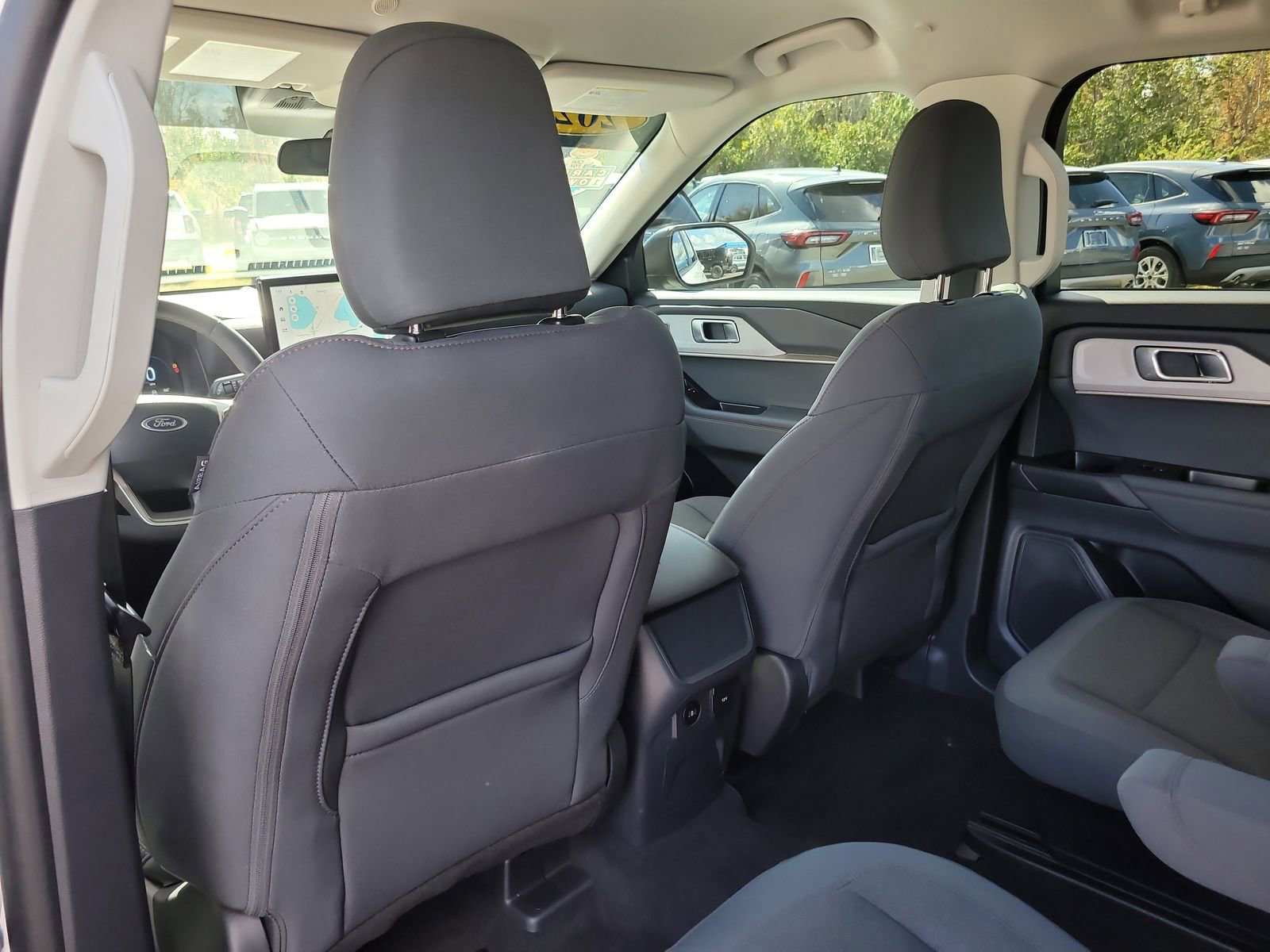 Certified 2025 Ford Explorer Active image 10