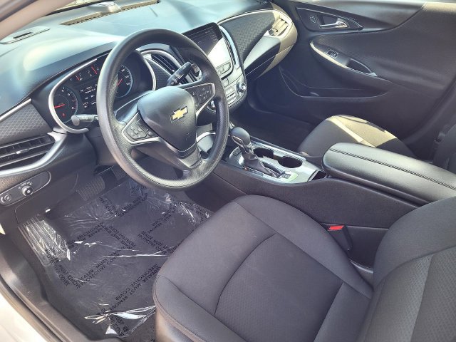 Used 2025 Chevrolet Malibu LT FWD image 10
