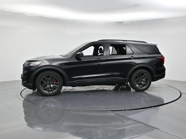 Certified 2026 Ford Explorer ST w/ Sun And Sound Package AWD/4WD image 6
