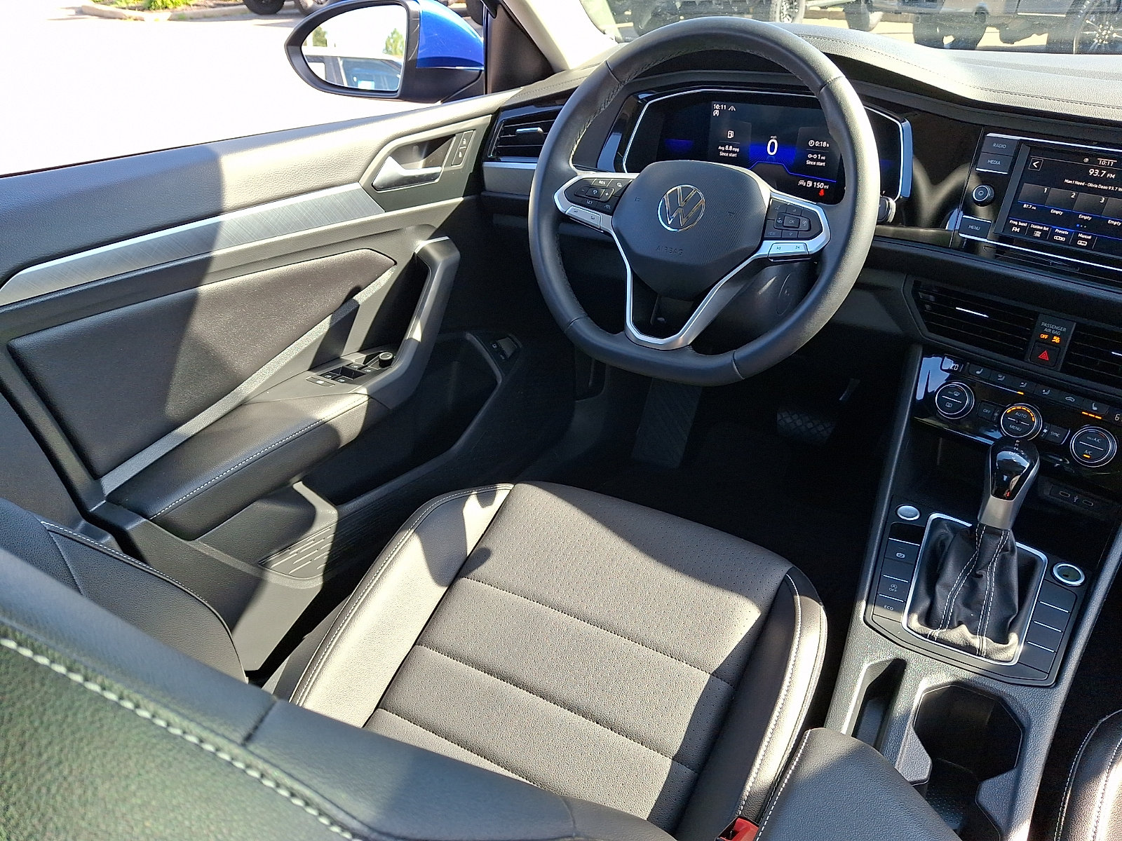 Used 2022 Volkswagen Jetta SE FWD image 14