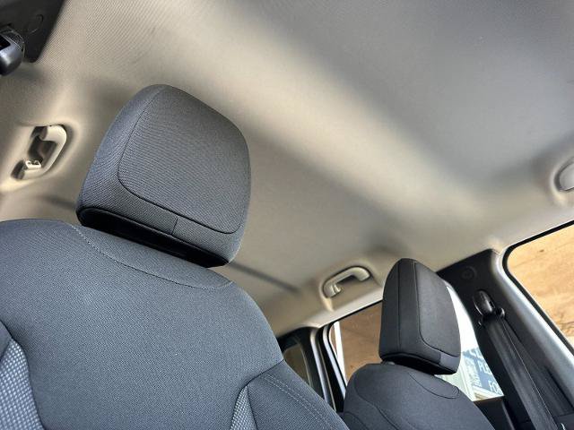 Used 2022 Jeep Renegade Sport w/ Sport Appearance Group AWD/4WD image 16