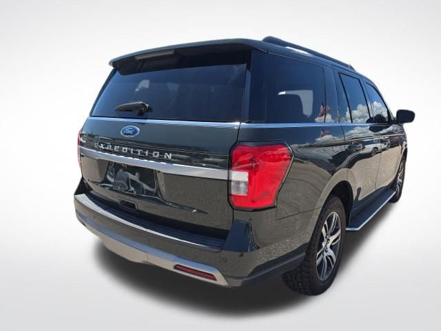 Certified 2022 Ford Expedition XLT RWD image 4