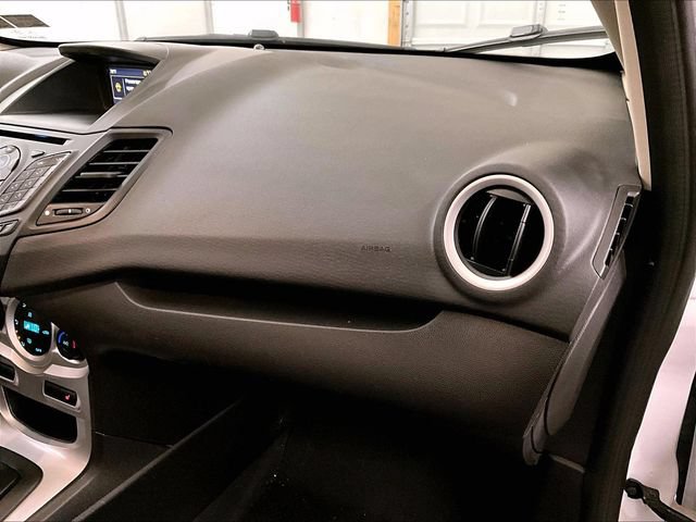 Certified 2019 Ford Fiesta SE w/ Cold Weather Package FWD image 15