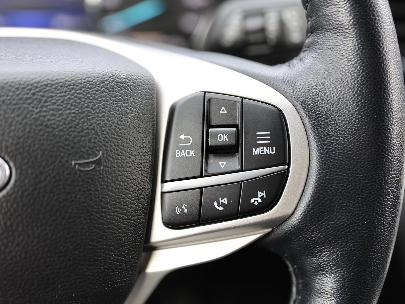 Certified 2022 Ford Explorer XLT w/ Equipment Group 202A image 42