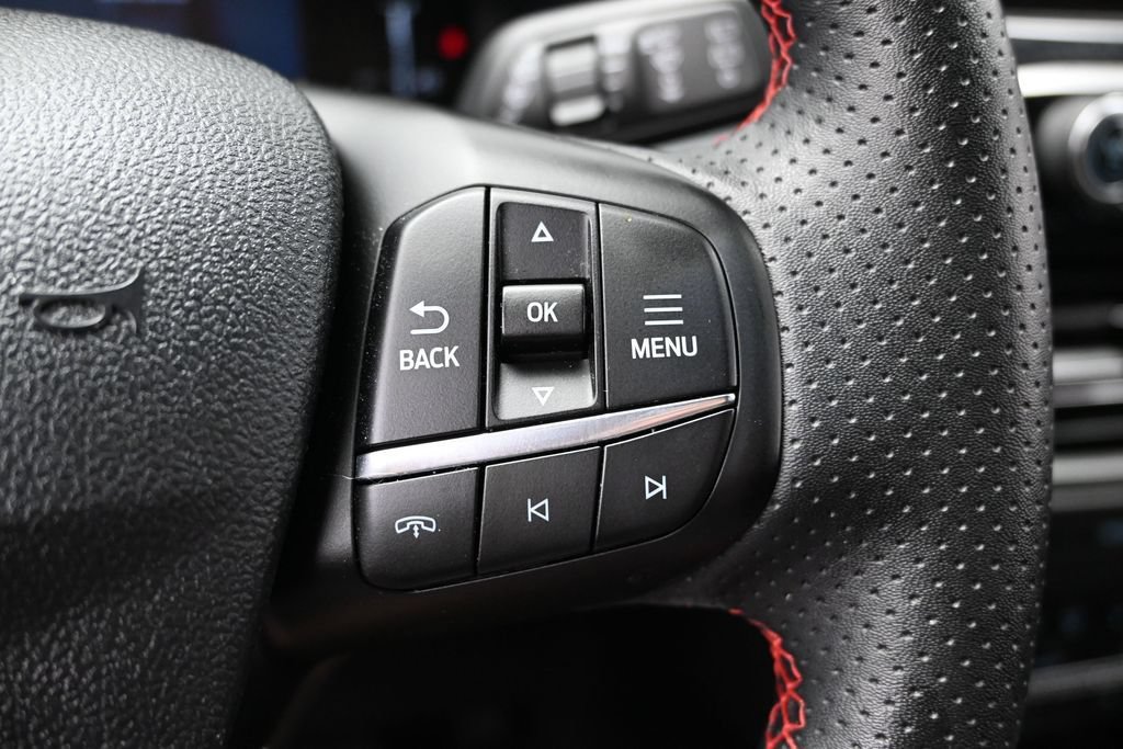 Certified 2025 Ford Escape ST-Line Select AWD/4WD image 21