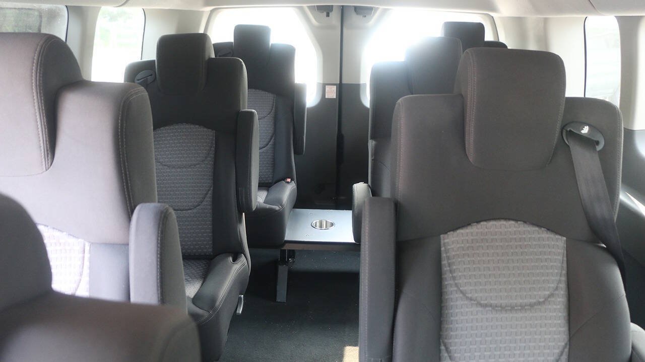 Certified 2023 Ford Transit 350 XLT RWD image 18