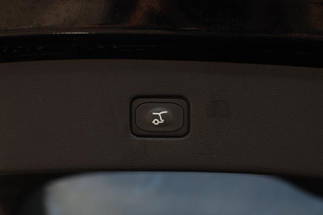 Certified 2023 Ford Edge ST image 18