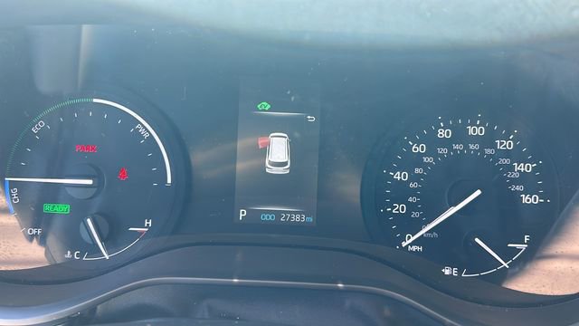 Used 2024 Toyota Sienna XLE Woodland Edition image 20