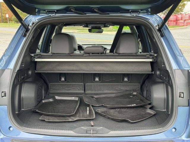 Used 2025 Subaru Forester Limited AWD/4WD image 13