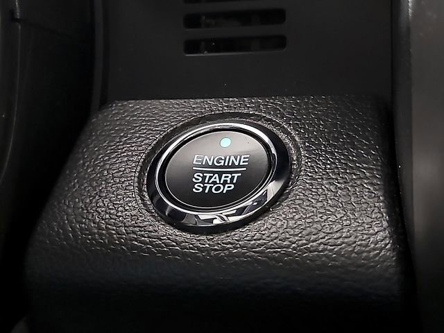 Certified 2021 Ford F250 Platinum w/ FX4 Off-Road Package image 27