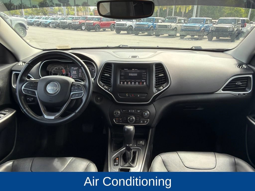 Used 2021 Jeep Cherokee Latitude Lux FWD image 16