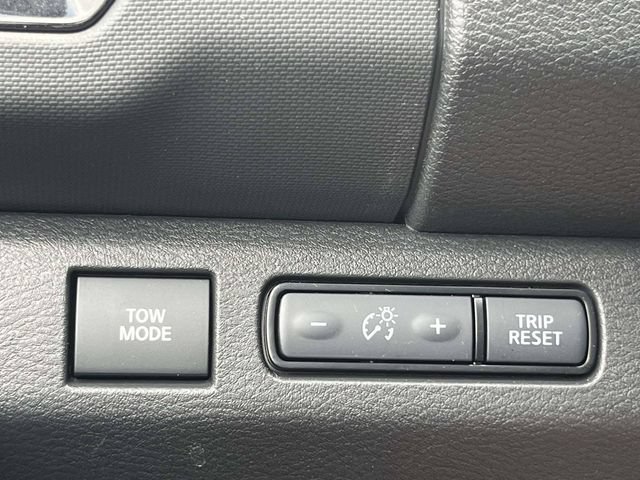 Used 2024 Nissan Frontier PRO-4X w/ Pro Convenience Package AWD/4WD image 34