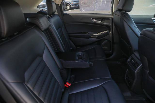 Certified 2024 Ford Edge SEL w/ Convenience Package AWD/4WD image 30