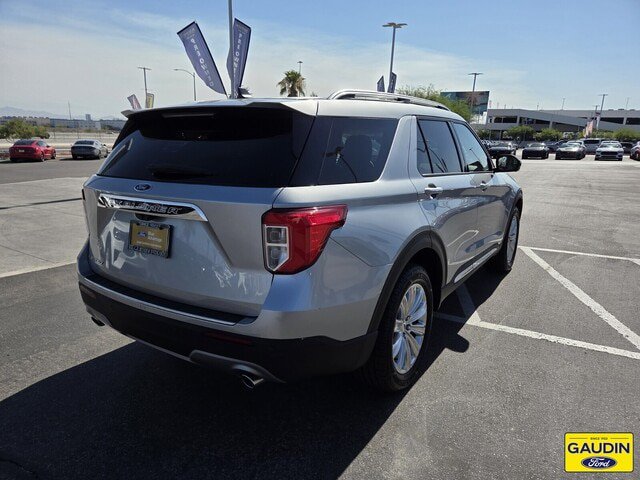Certified 2023 Ford Explorer Limited AWD/4WD image 7
