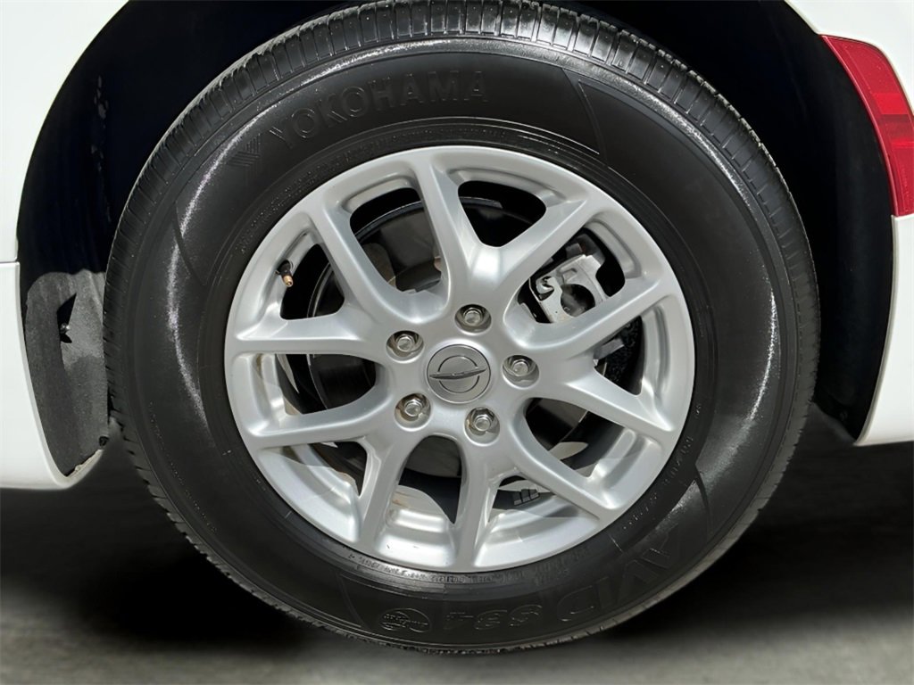 Used 2023 Chrysler Pacifica Touring-L image 20