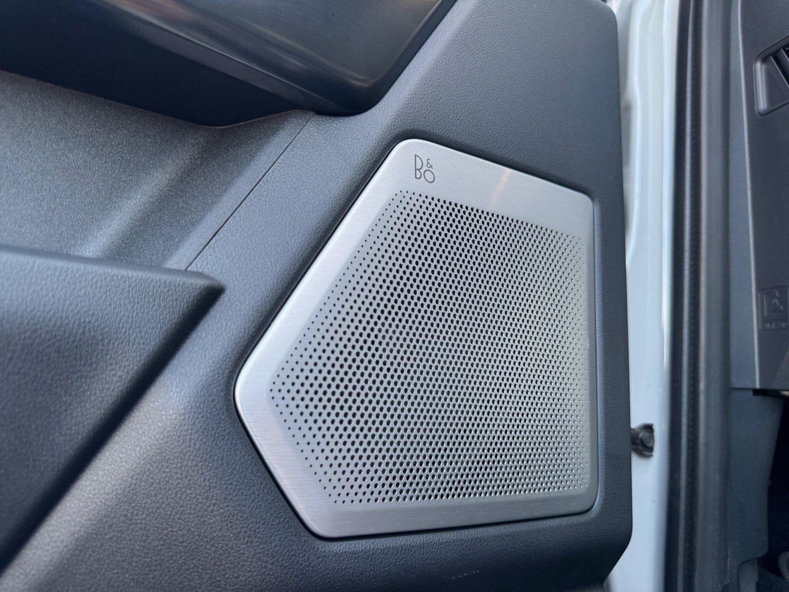 Certified 2023 Ford F150 Platinum w/ Equipment Group 701A High image 20