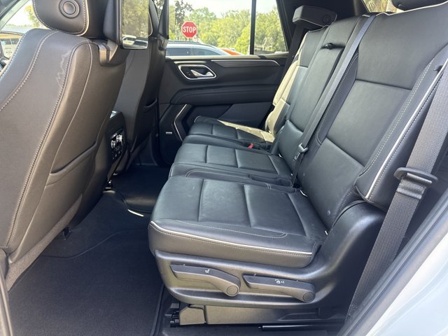 Used 2022 GMC Yukon SLT w/ SLT Luxury Package RWD image 22