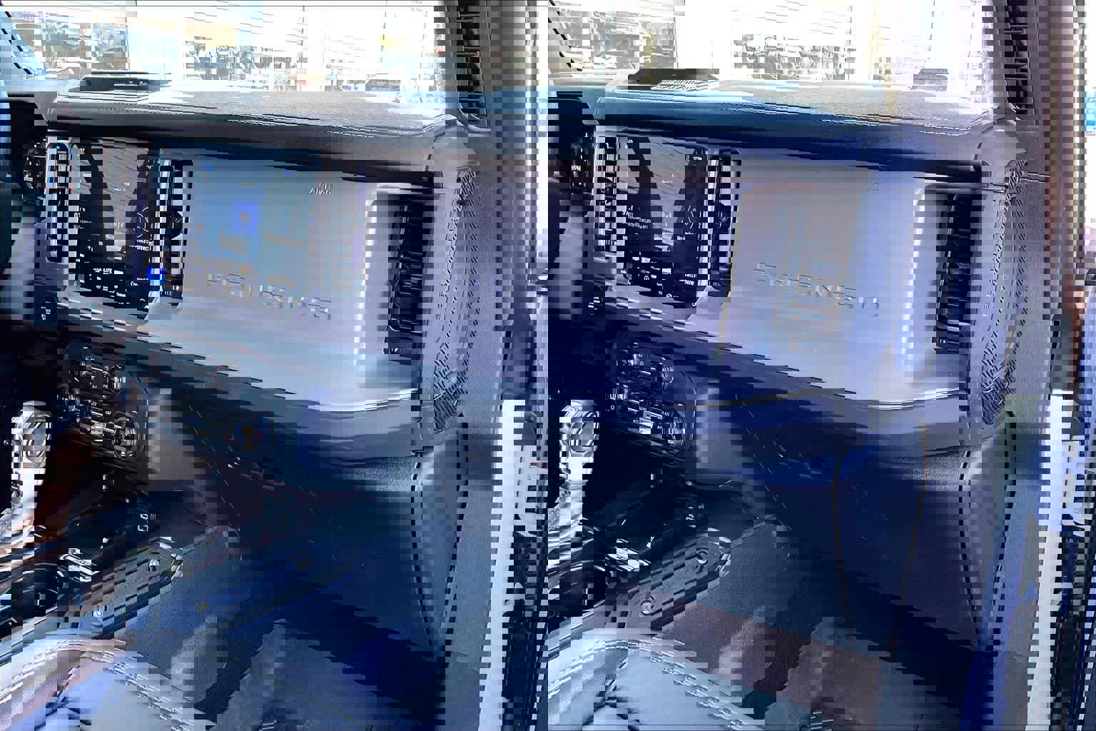 Certified 2025 Ford Bronco Outer Banks image 20