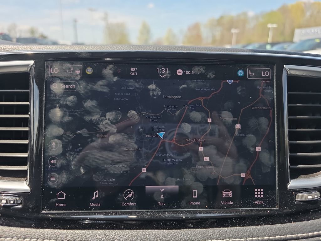 Used 2024 Chrysler Pacifica Limited FWD image 32