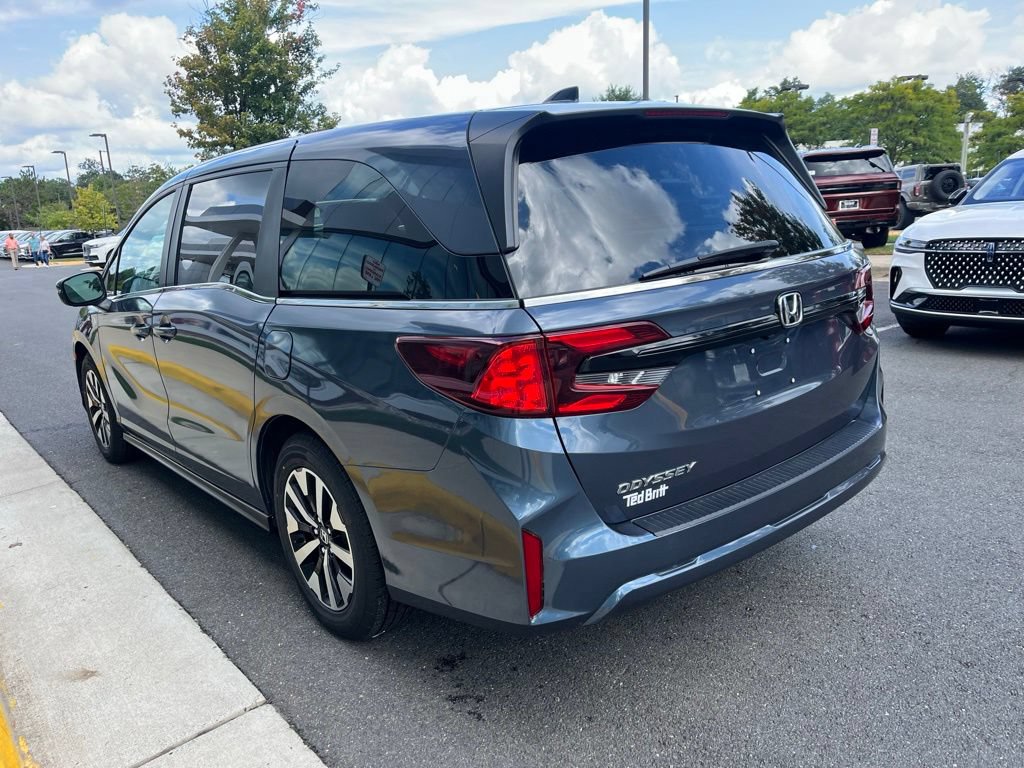 Used 2025 Honda Odyssey EX-L image 7