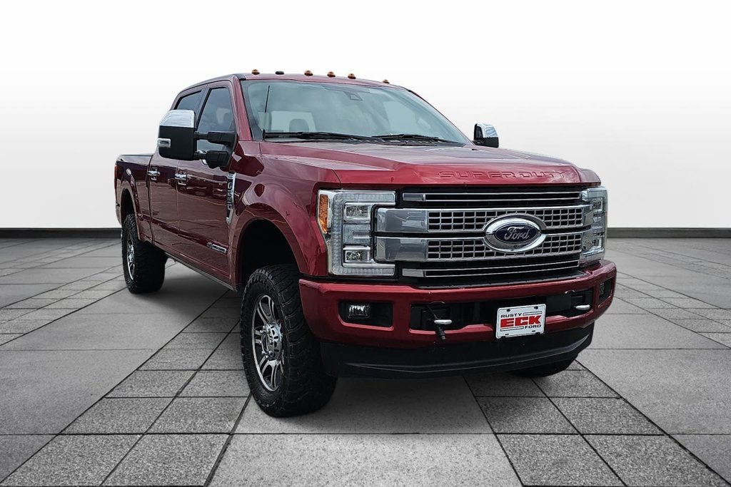 Certified 2017 Ford F250 Platinum w/ Platinum Ultimate Package AWD/4WD image 3