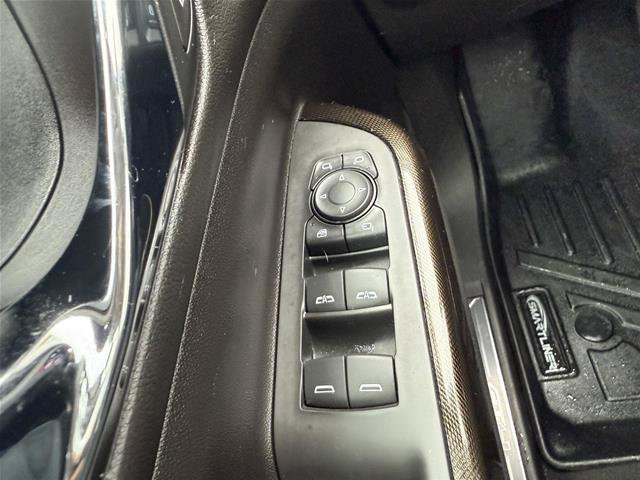 Used 2021 GMC Acadia AT4 w/ Technology Package AWD/4WD image 18