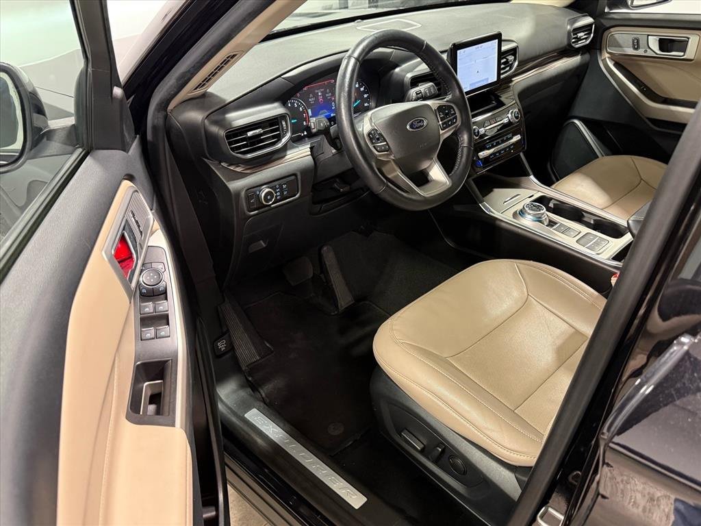 Certified 2023 Ford Explorer Limited image 10