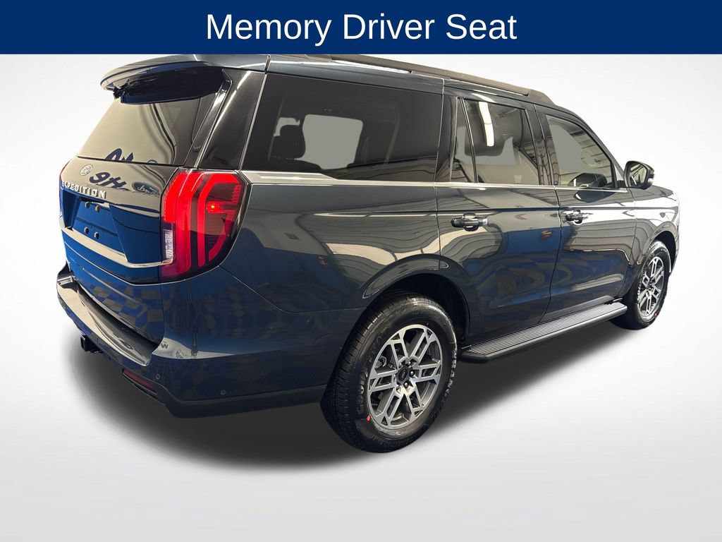 Certified 2025 Ford Expedition Active AWD/4WD image 5