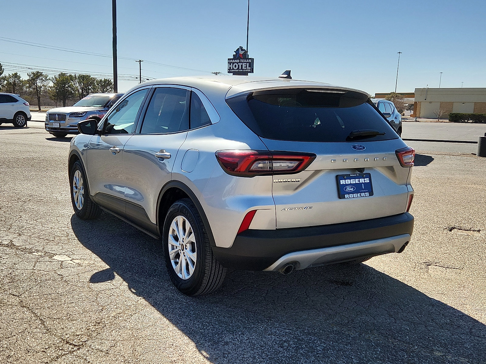 Certified 2024 Ford Escape Active image 3