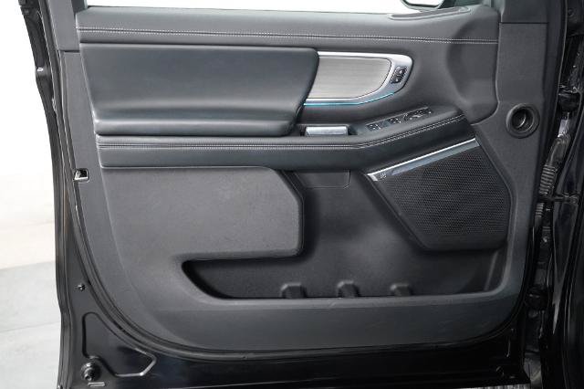 Certified 2025 Ford Expedition Max Platinum AWD/4WD image 30
