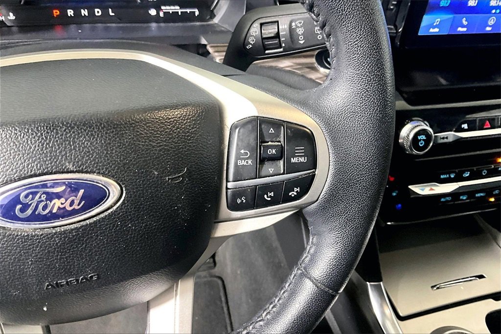 Certified 2024 Ford Explorer Limited image 15