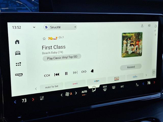 Certified 2025 Ford Expedition Max Platinum image 18