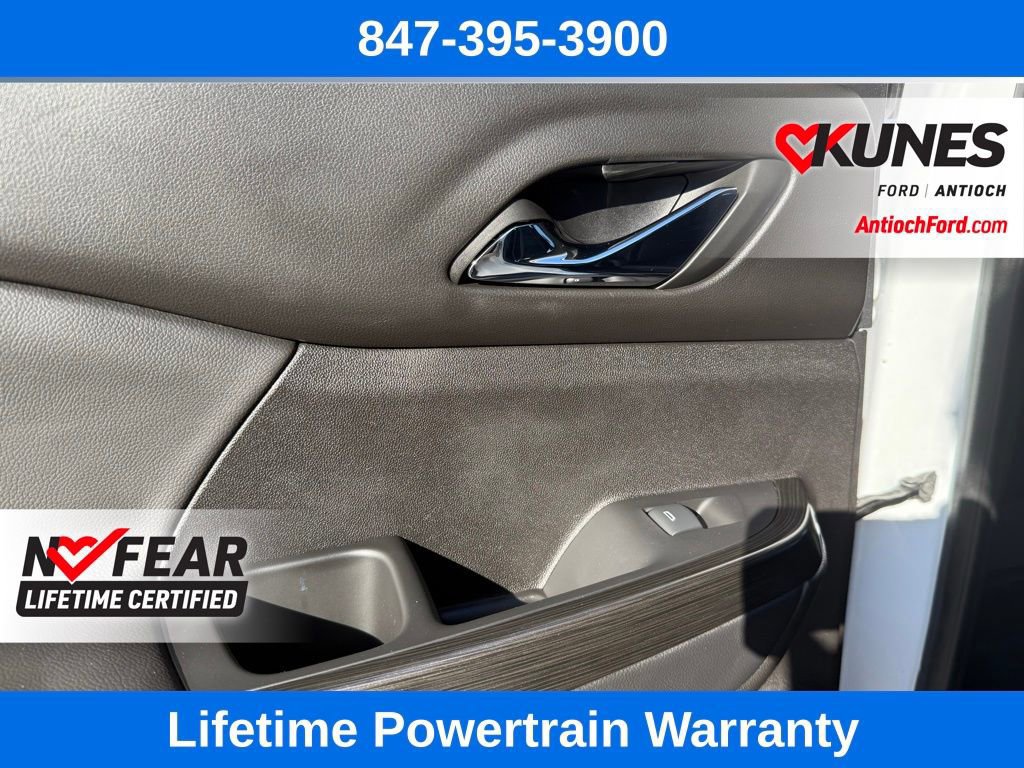 Used 2023 GMC Acadia SLT image 26