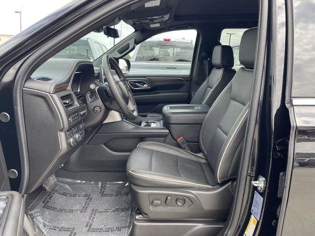 Used 2024 Chevrolet Tahoe Premier w/ Premium Package AWD/4WD image 17