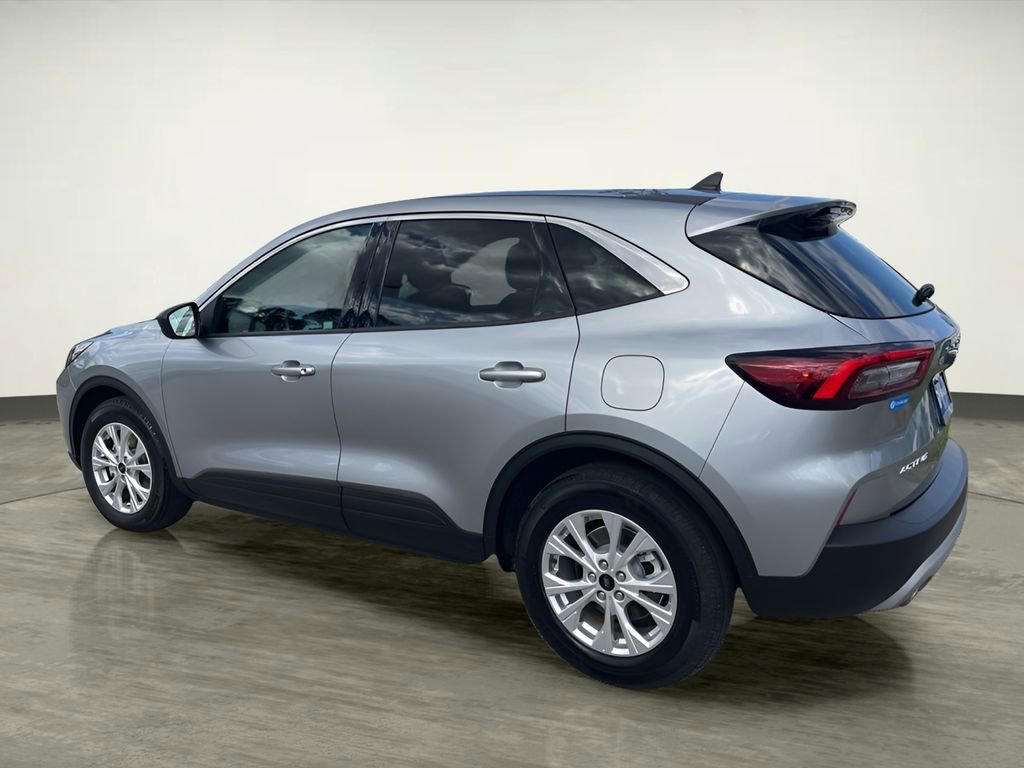 Certified 2024 Ford Escape Active FWD image 3