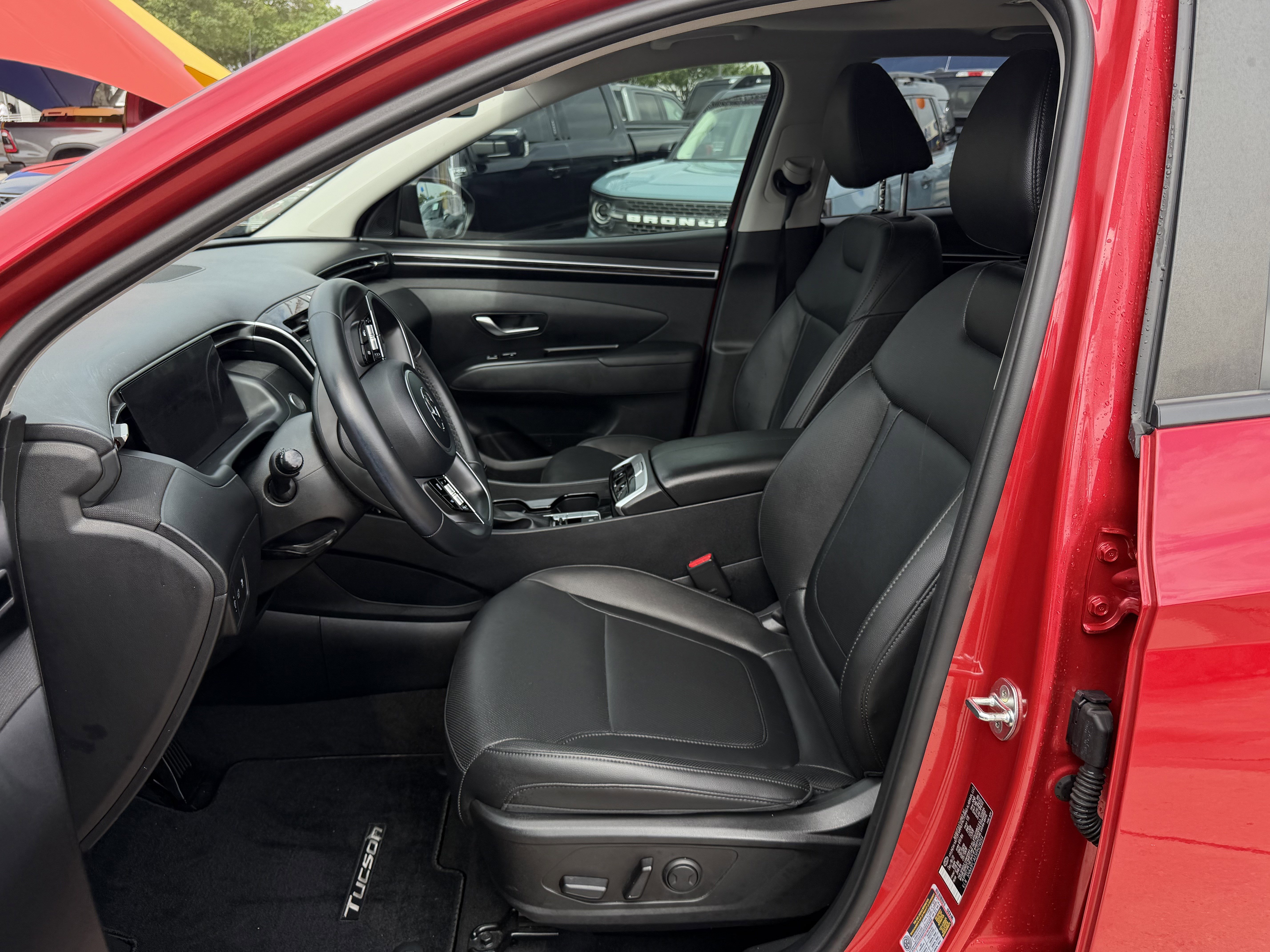 Used 2023 Hyundai Tucson SEL w/ Convenience Package AWD/4WD image 11