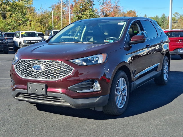 Certified 2024 Ford Edge SEL w/ Convenience Package AWD/4WD image 5