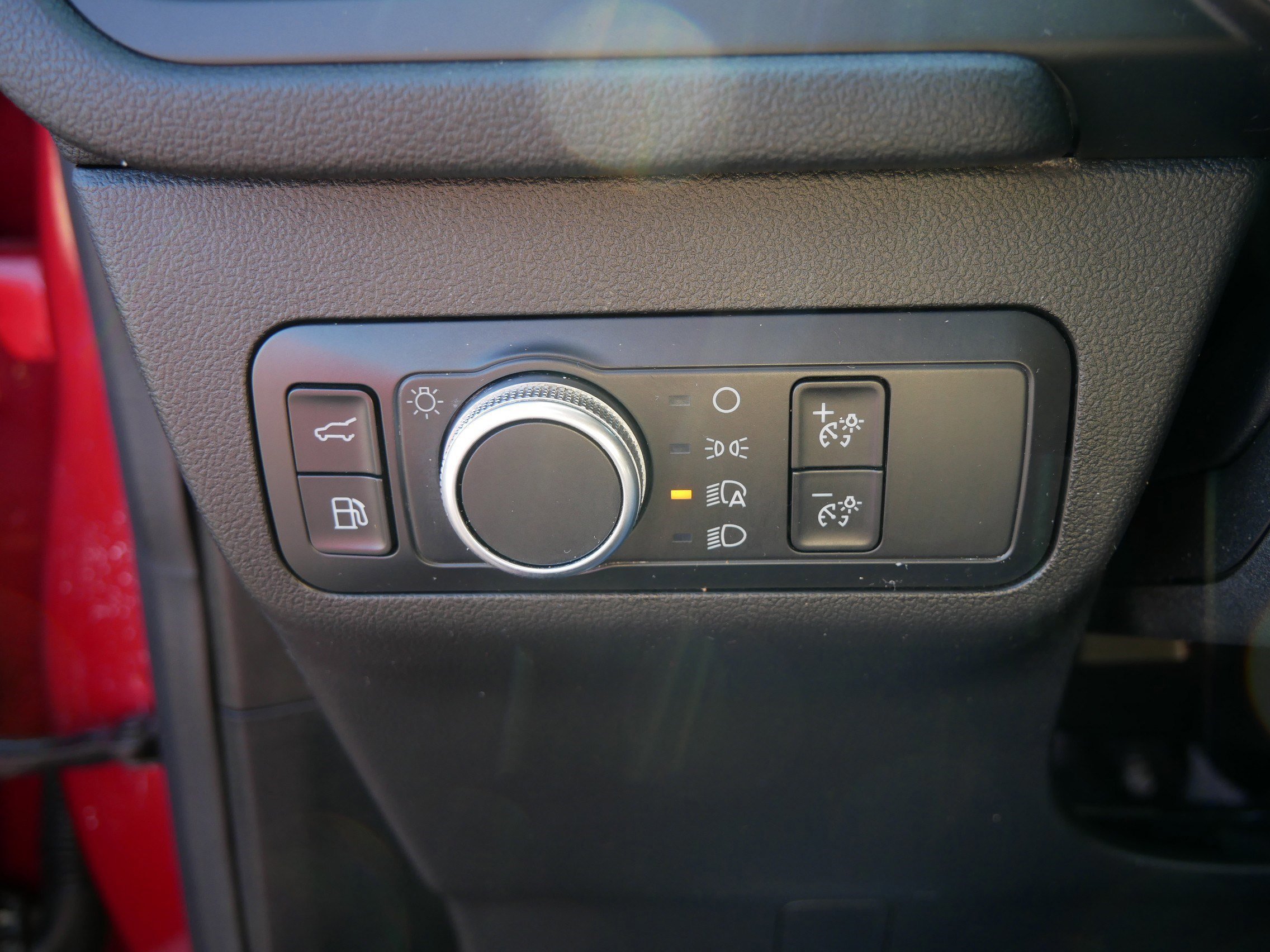 Certified 2020 Ford Escape SE Sport image 35