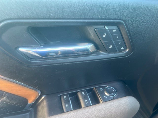 Used 2023 GMC Canyon Denali AWD/4WD image 12