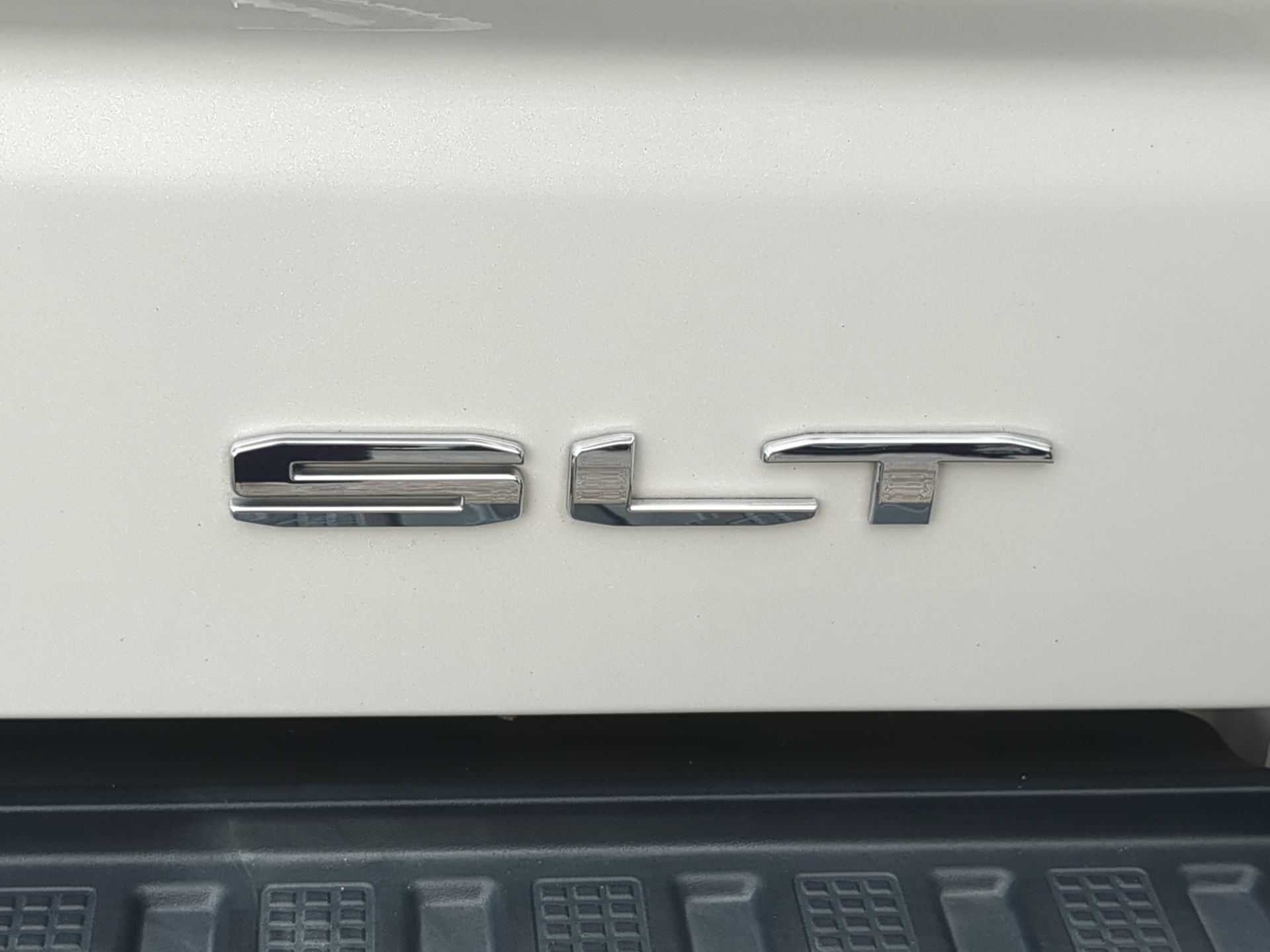 Used 2022 GMC Sierra 1500 SLT w/ SLT Premium Package AWD/4WD image 47