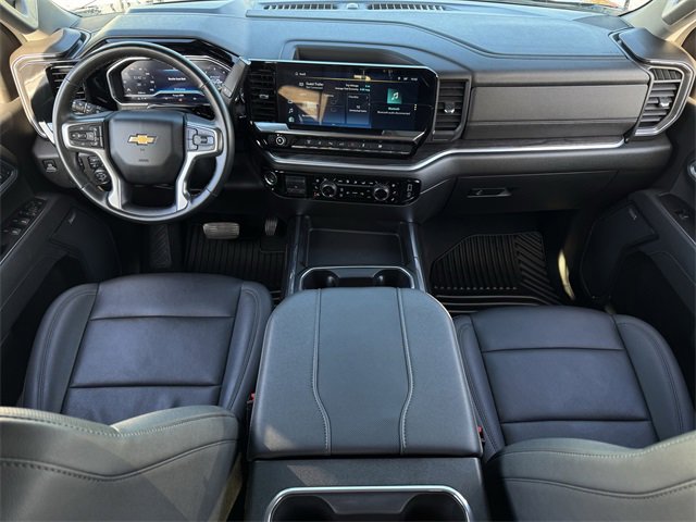 Used 2025 Chevrolet Silverado 3500 LTZ w/ LTZ Plus Package image 11