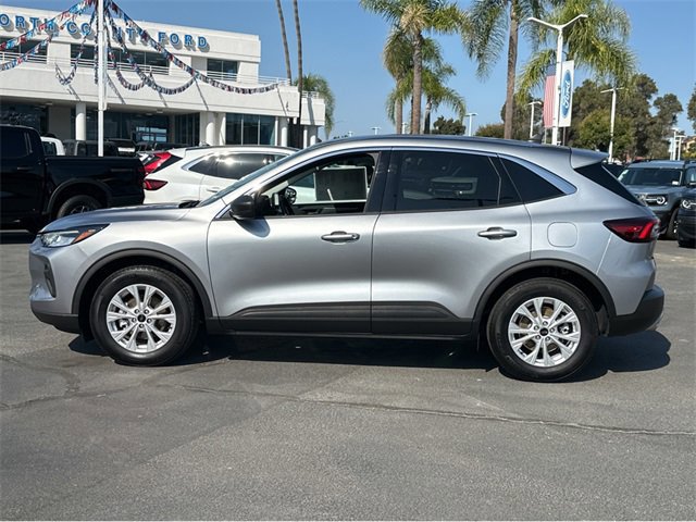 Certified 2024 Ford Escape Active image 2