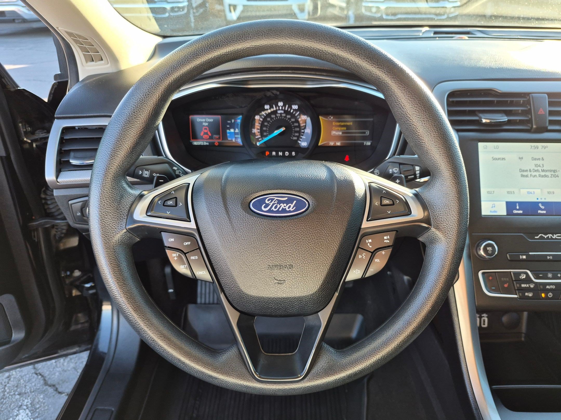 Certified 2020 Ford Fusion SE AWD/4WD image 18