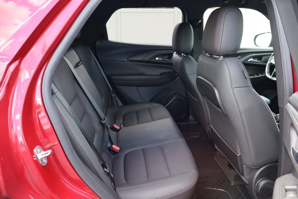 Used 2021 Chevrolet TrailBlazer RS w/ Convenience Package FWD image 28
