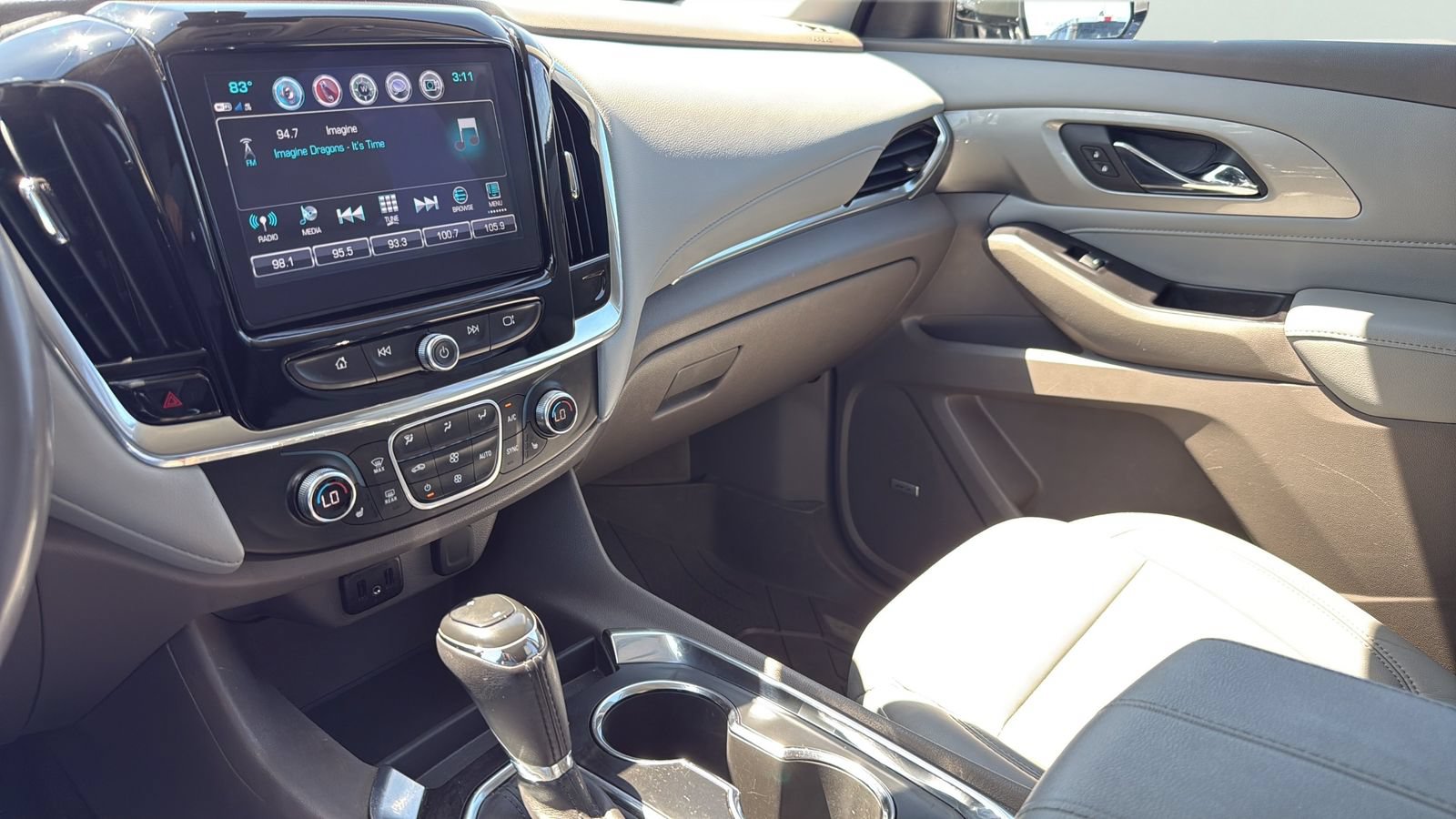 Used 2018 Chevrolet Traverse LT w/ LPO, Cargo Package FWD image 18