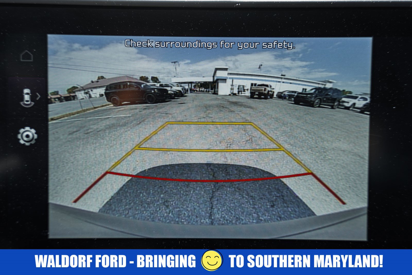 Used 2025 Kia Sportage EX FWD image 40