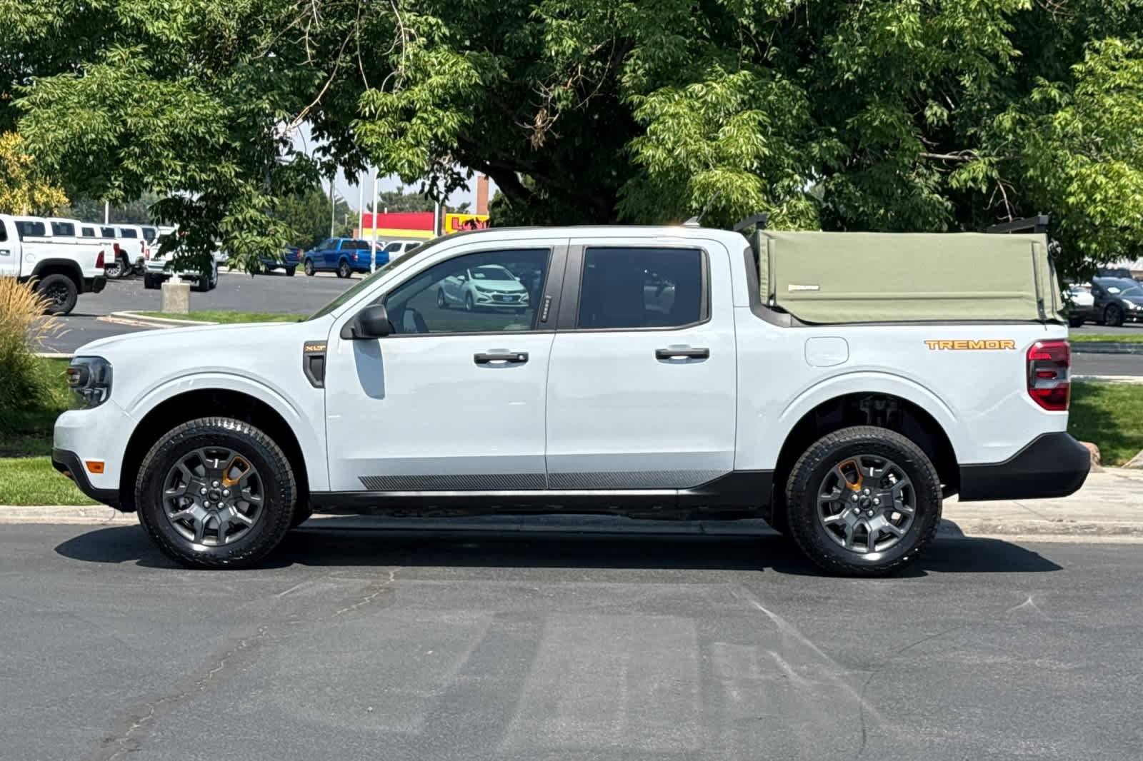 Certified 2023 Ford Maverick Tremor AWD/4WD image 5