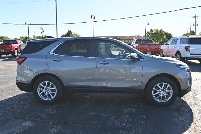 Used 2023 Chevrolet Equinox LT w/ Driver Convenience Package AWD/4WD image 8