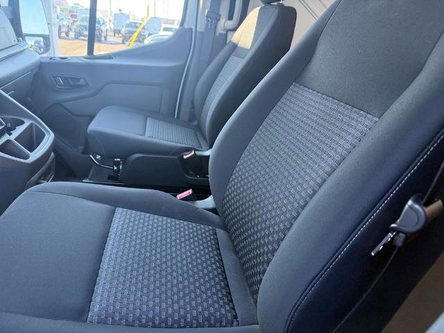 Certified 2024 Ford Transit 250 Low Roof image 39